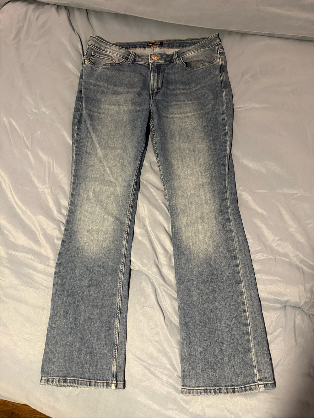 Lee Women's Light Wash Flared Bootcut Jeans